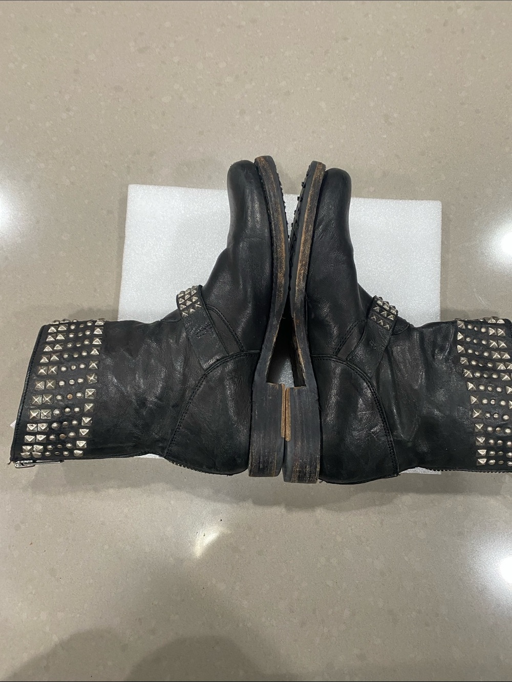 studded FRYE engineer boot womens 9/9.5 black leather - Picture 7 of 9
